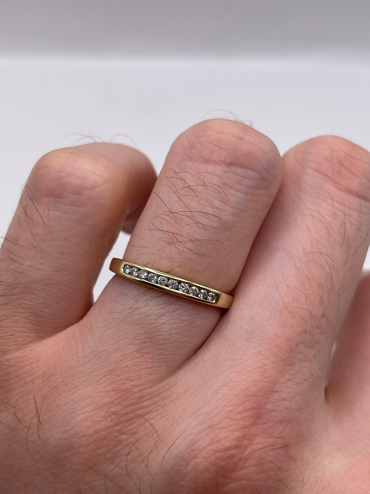 9ct gold diamond ring