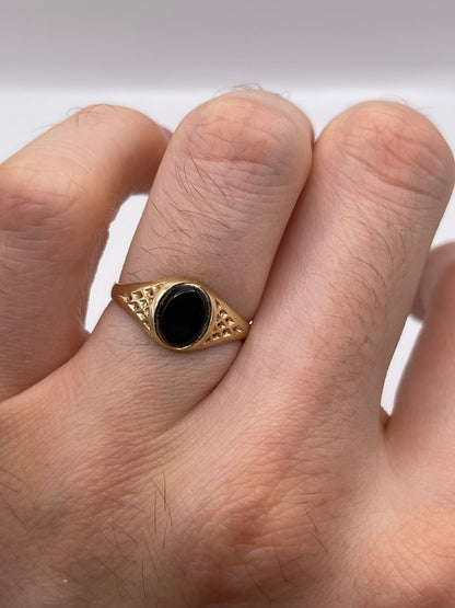 9ct gold onyx signet ring