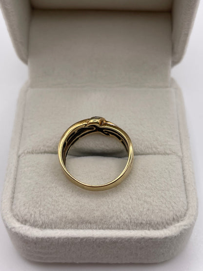 9ct gold sapphire and diamond ring