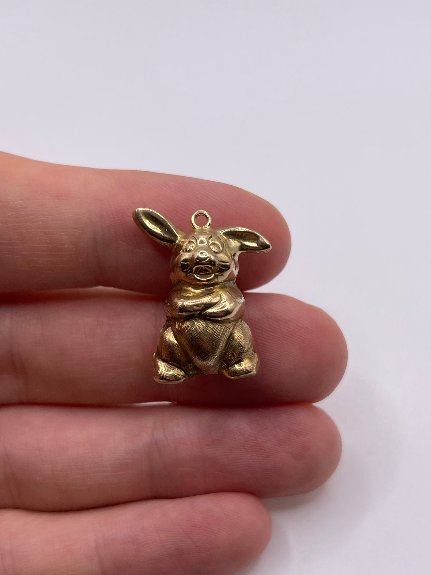 9ct gold bunny charm