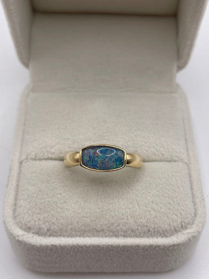 9ct gold opal triplet ring