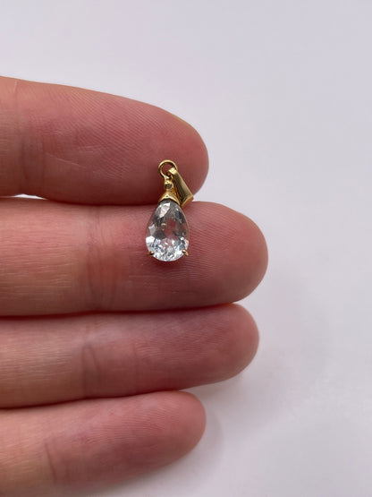 9ct gold aquamarine pendant