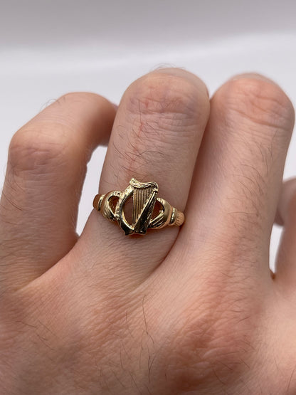 9ct gold harp ring