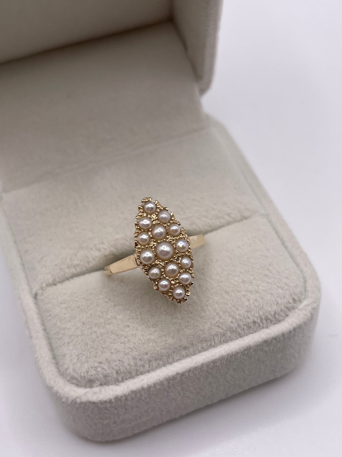 9ct gold pearl navette ring