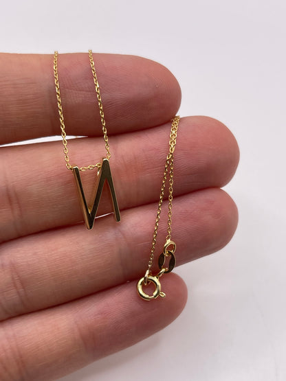 9ct gold initial N necklace