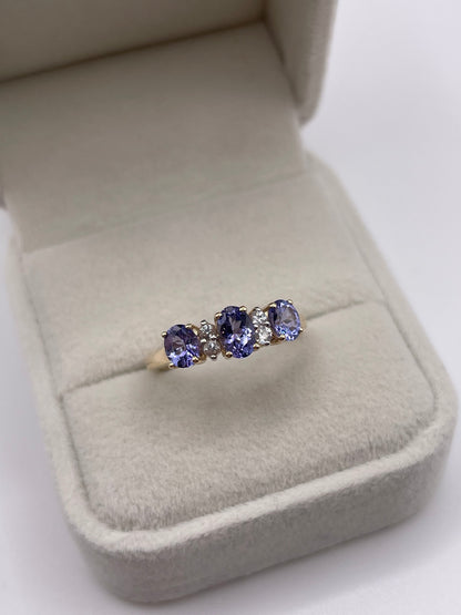 9ct gold tanzanite and zircon ring