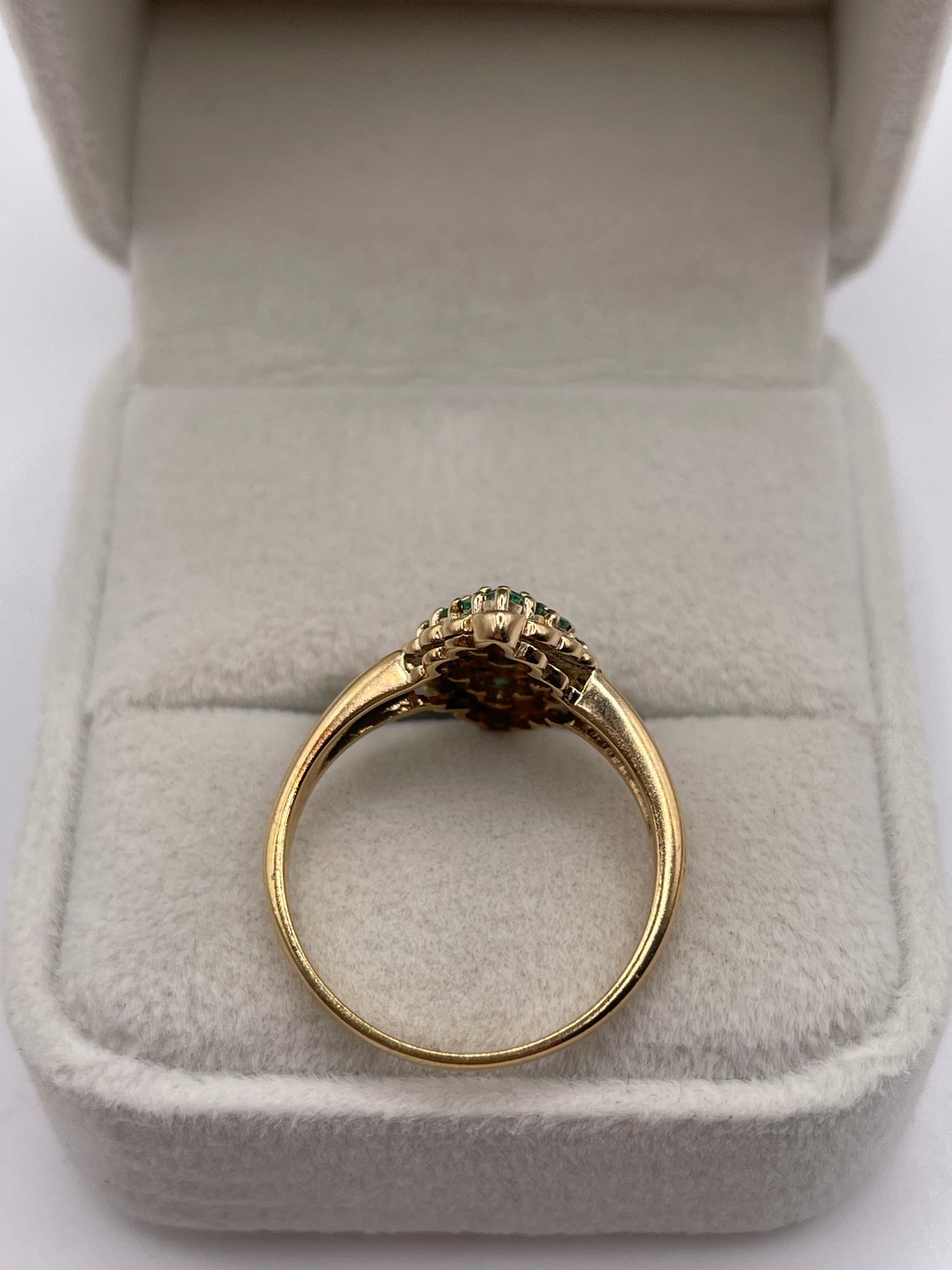 9ct gold emerald and diamond ring