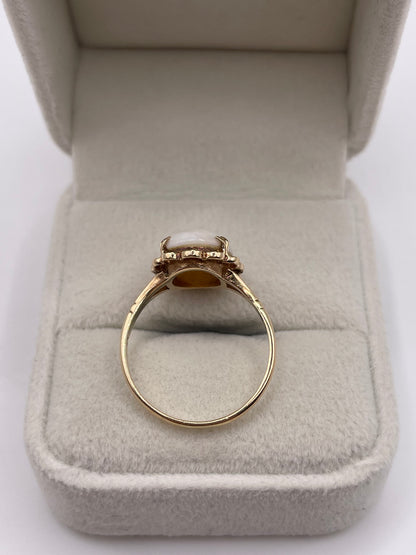 9ct gold opal ring