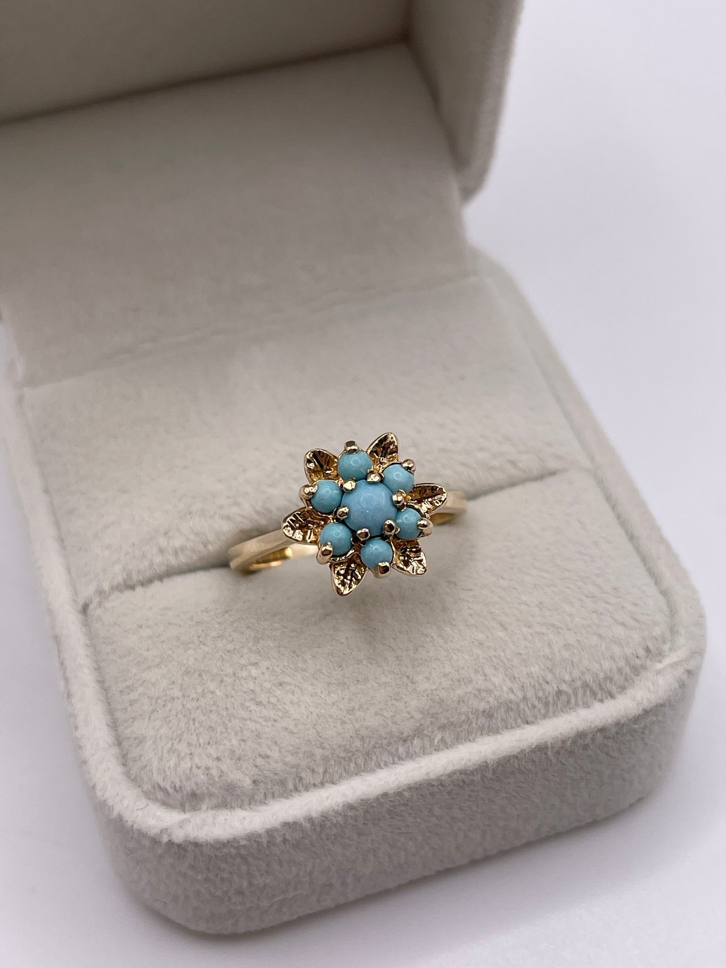 9ct gold turquoise cluster ring