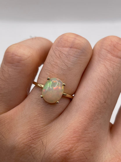 9ct gold opal ring