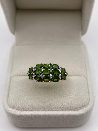 9ct gold diopside and diamond ring