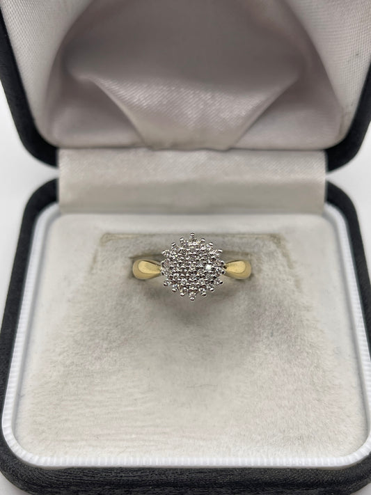 18ct gold diamond cluster ring