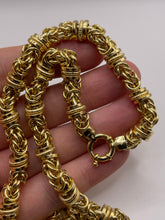 Load image into Gallery viewer, 9ct gold chain 61
