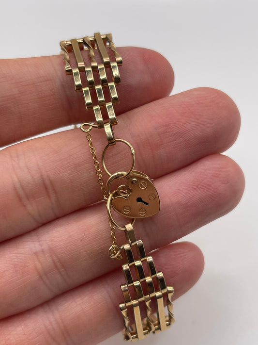 9ct gold padlock bracelet