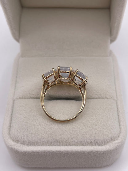 9ct gold quartz and diamond ring