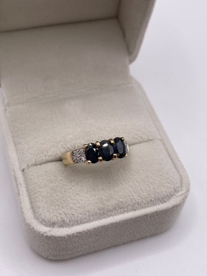 9ct gold sapphire and diamond ring