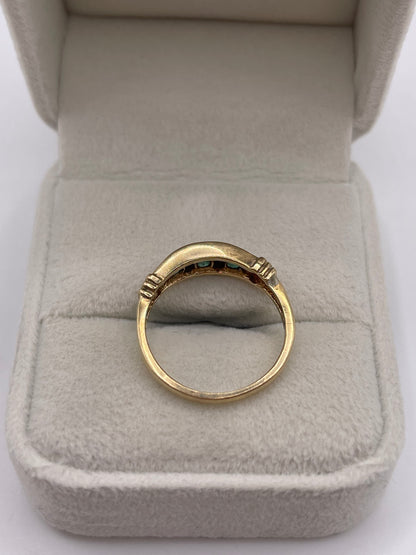 9ct gold emerald and diamond ring