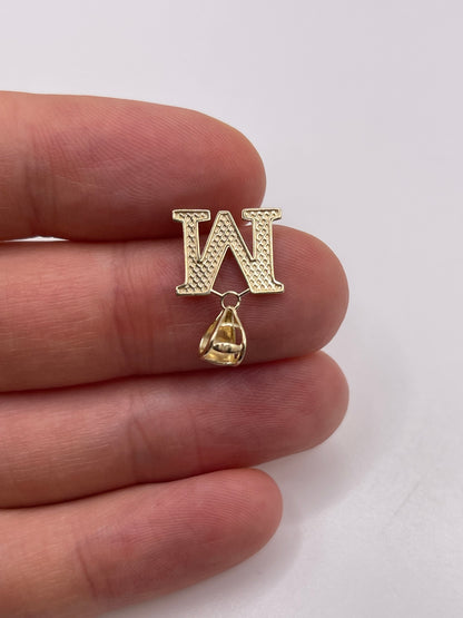 9ct gold initial M pendant