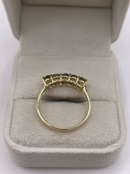 9ct gold green sapphire ring