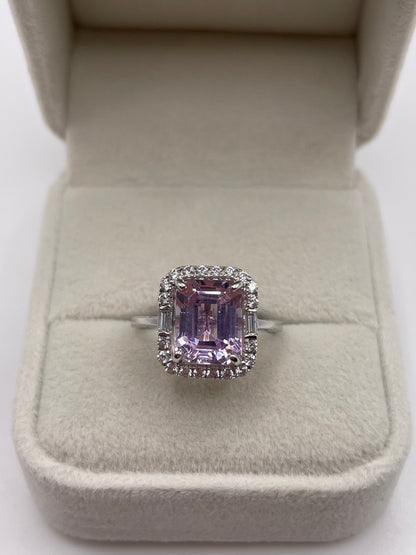 9ct white gold kunzite and zircon ring