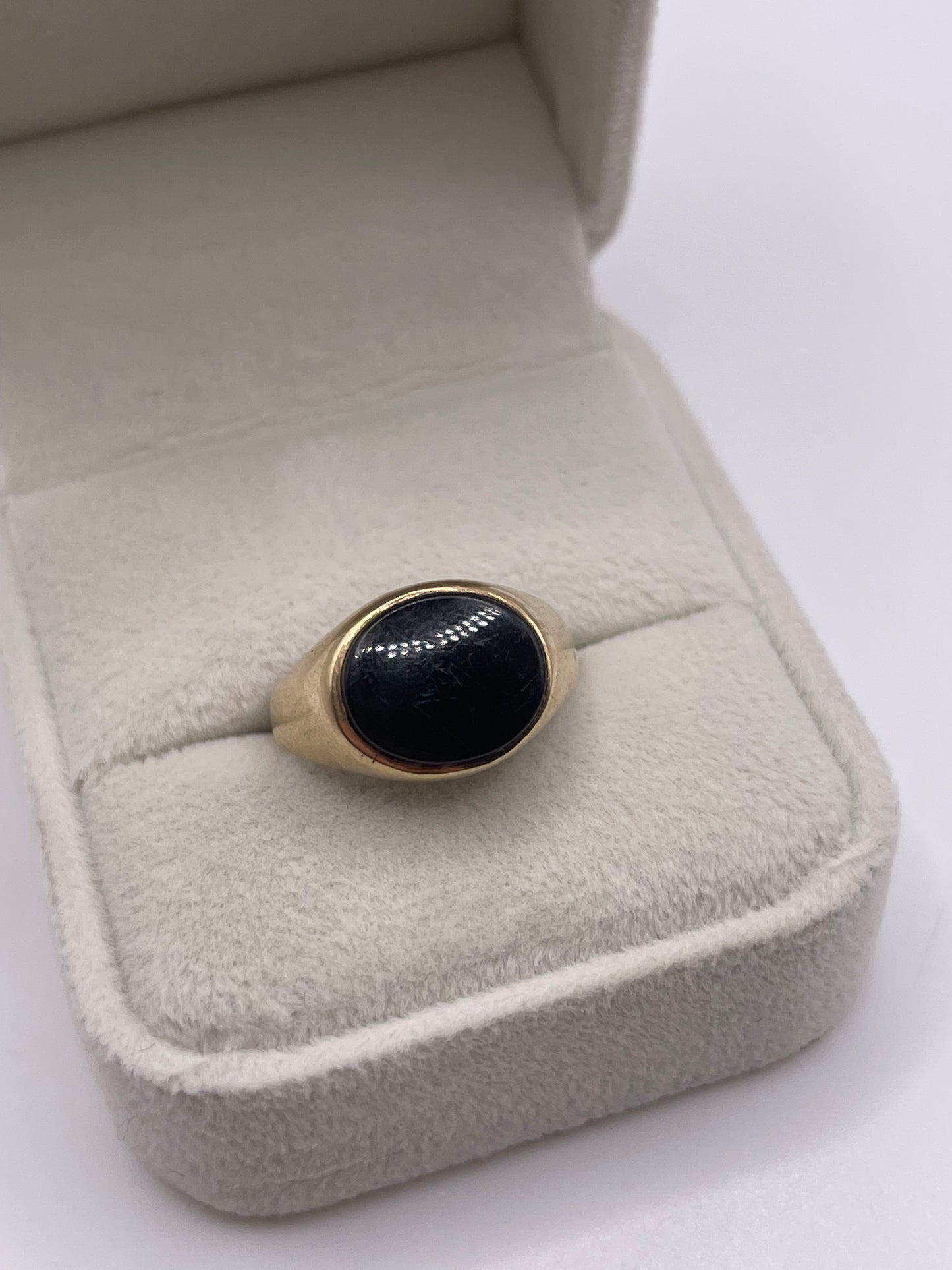 9ct gold onyx signet ring