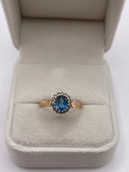 9ct gold topaz and diamond ring