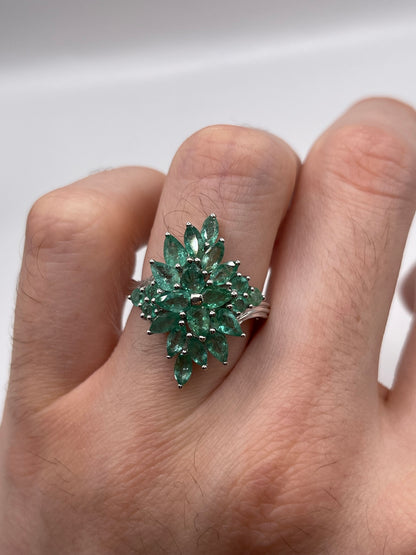 9ct white gold emerald cluster ring