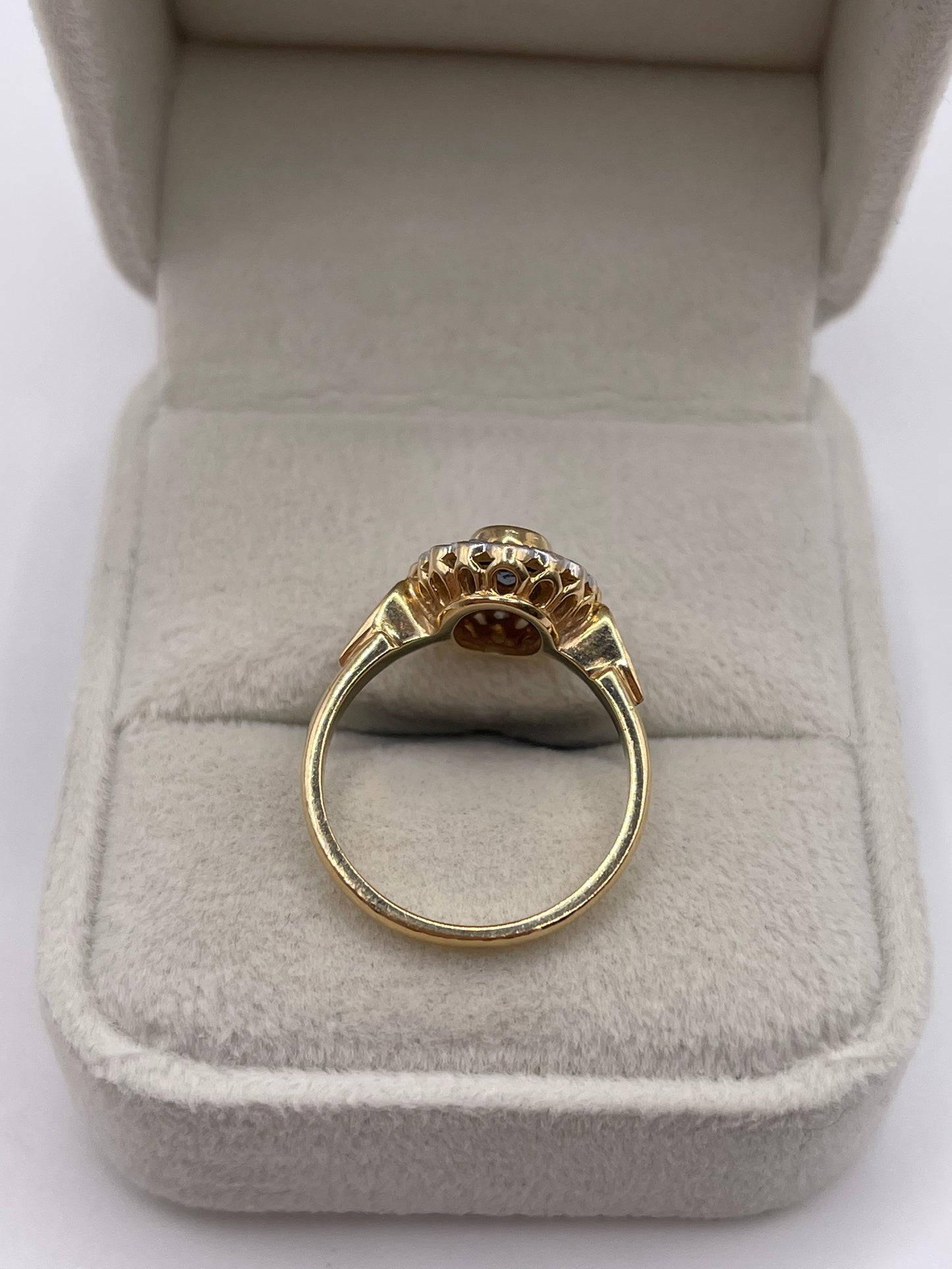 14ct gold sapphire, enamel and diamond ring