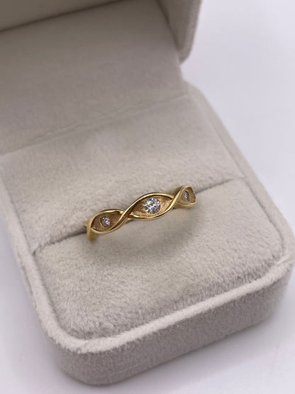 Clogau 18ct gold diamond ring