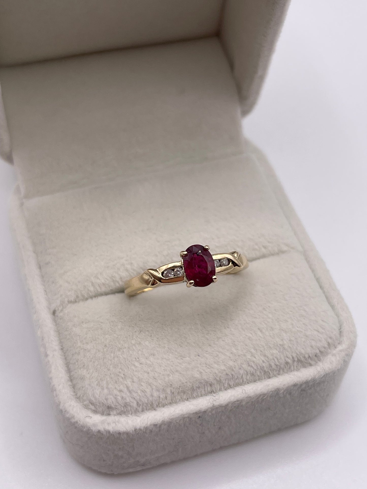 9ct gold ruby and diamond ring
