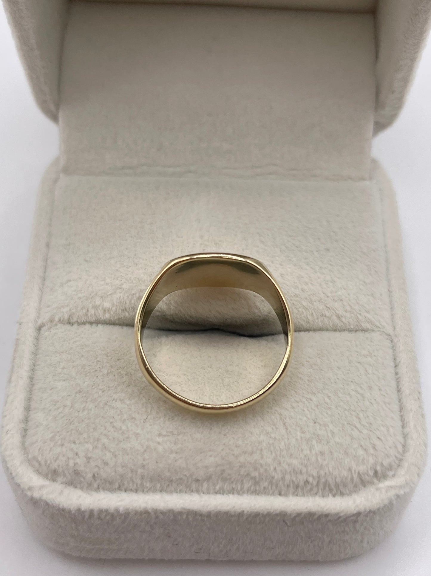 9ct gold signet ring