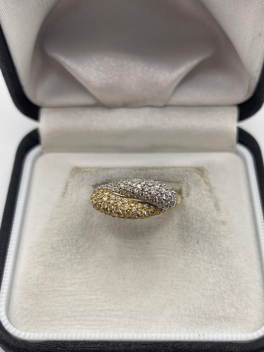 18ct two tone gold diamond ring