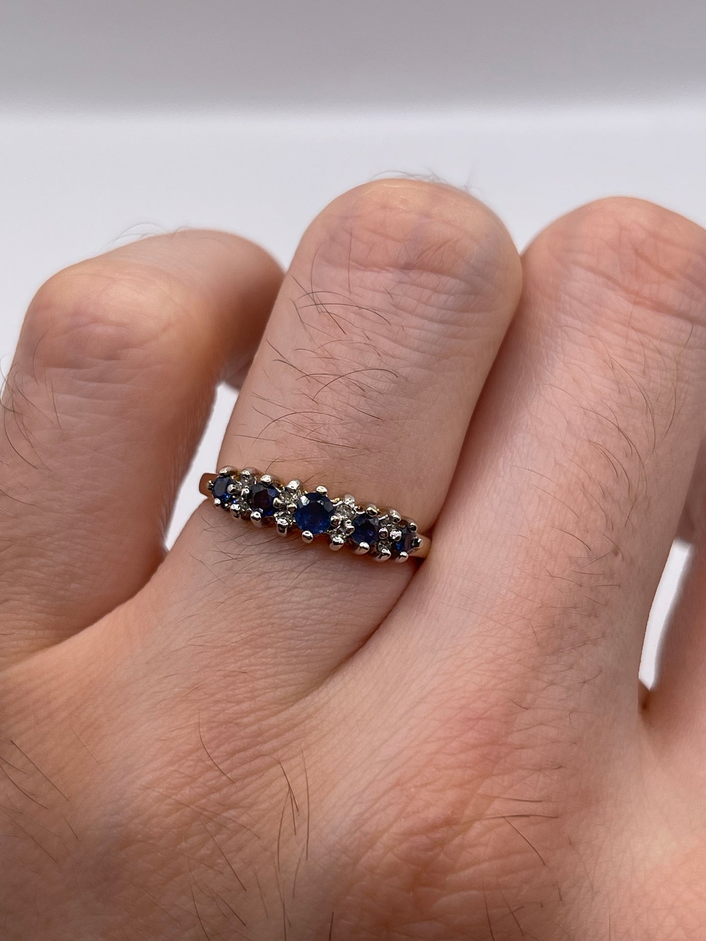 9ct gold sapphire and diamond ring