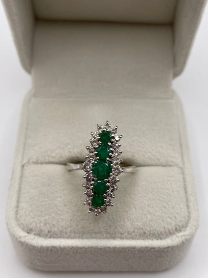 18ct white gold emerald and diamond ring