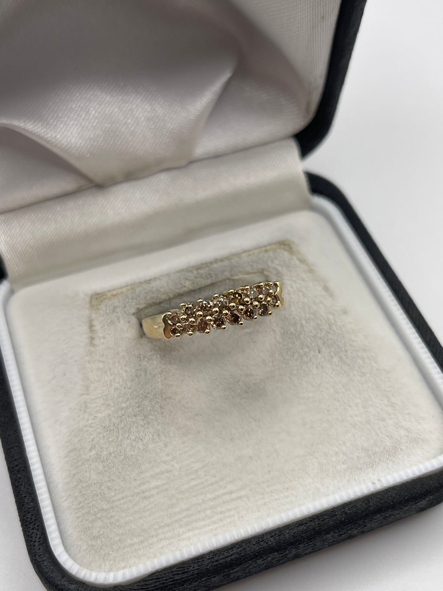 9ct gold cognac diamond cluster ring