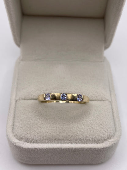 9ct gold tanzanite ring