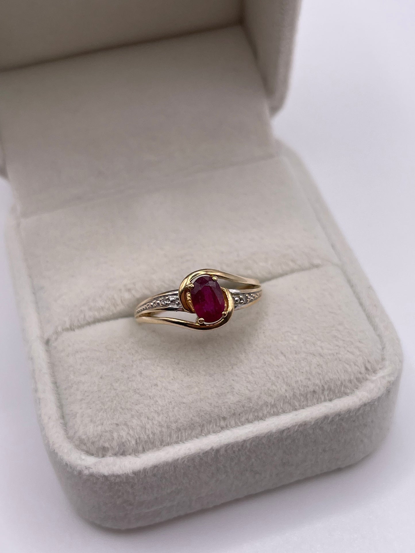 9ct gold ruby and diamond ring