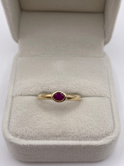 9ct gold ruby ring