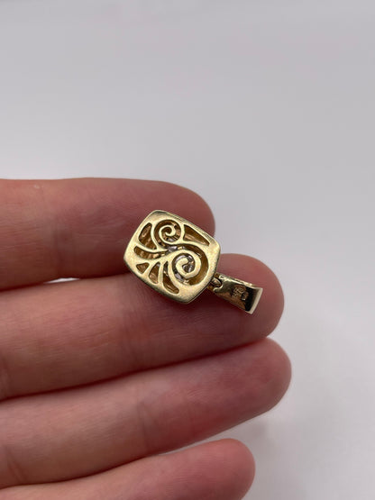 9ct gold diamond pendant