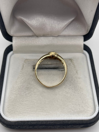 9ct gold sapphire and diamond ring