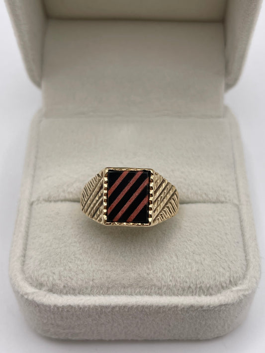 9ct gold onyx signet ring