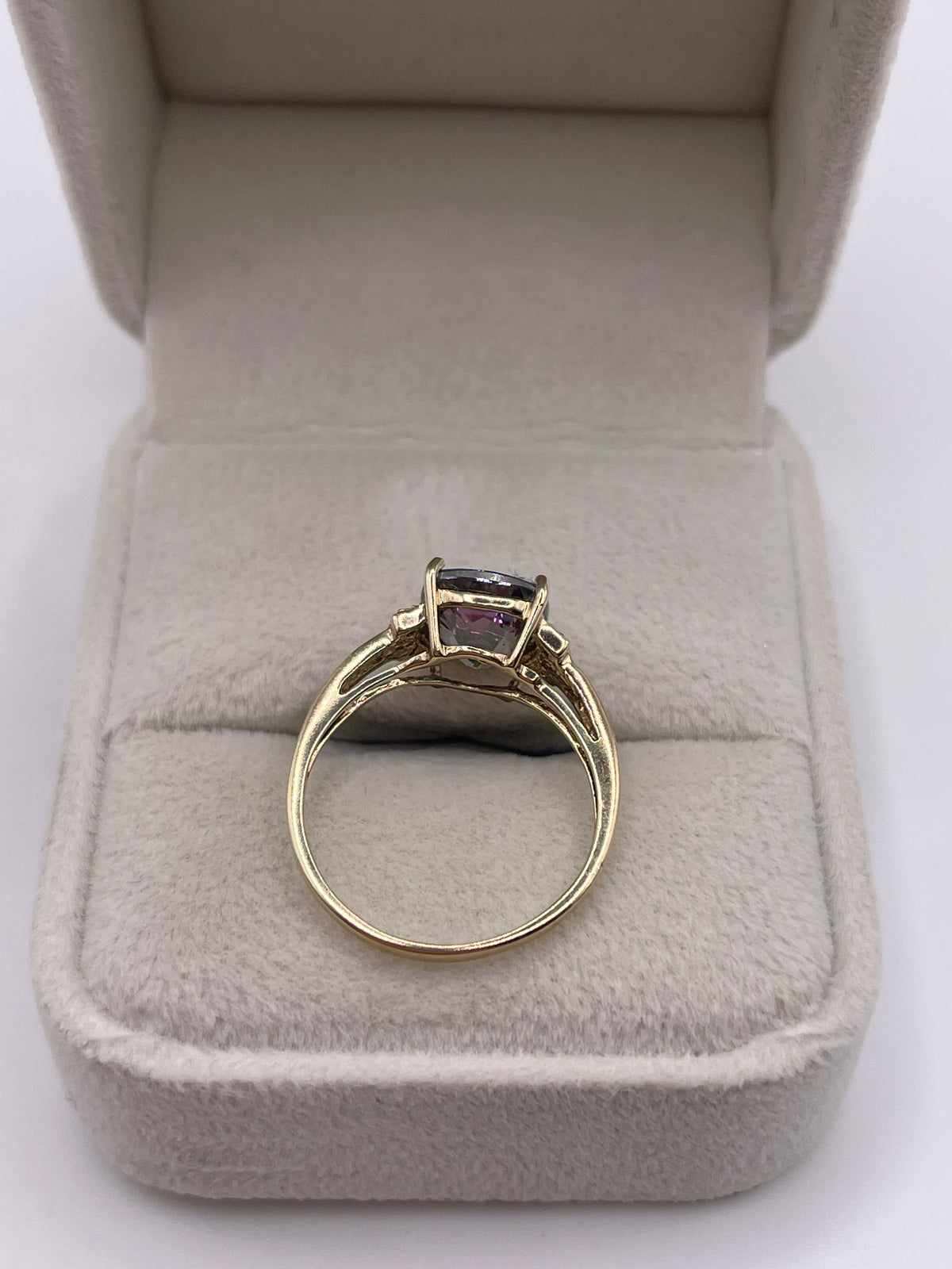 9ct gold mystic topaz and diamond ring