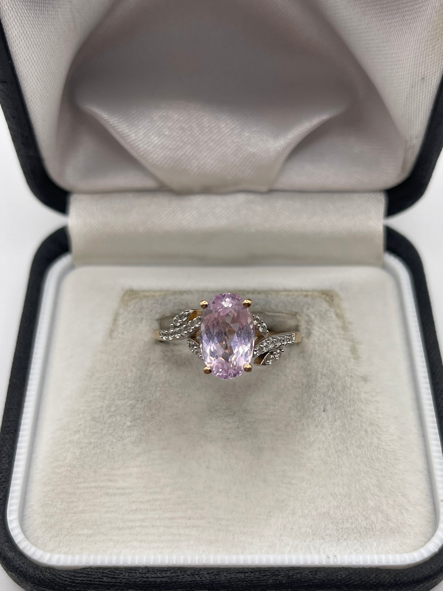 9ct gold kunzite and zircon ring
