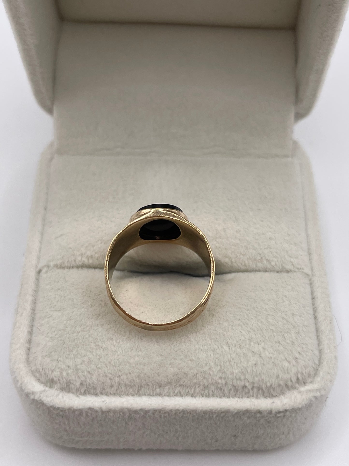 9ct gold onyx signet ring