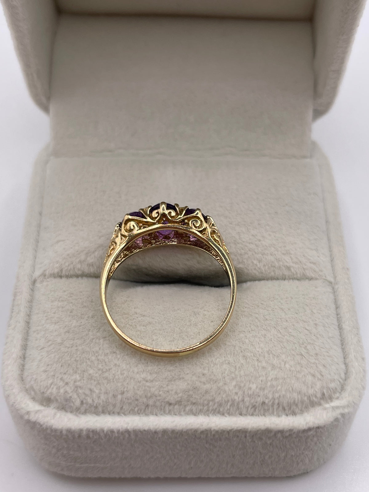 9ct gold amethyst ring