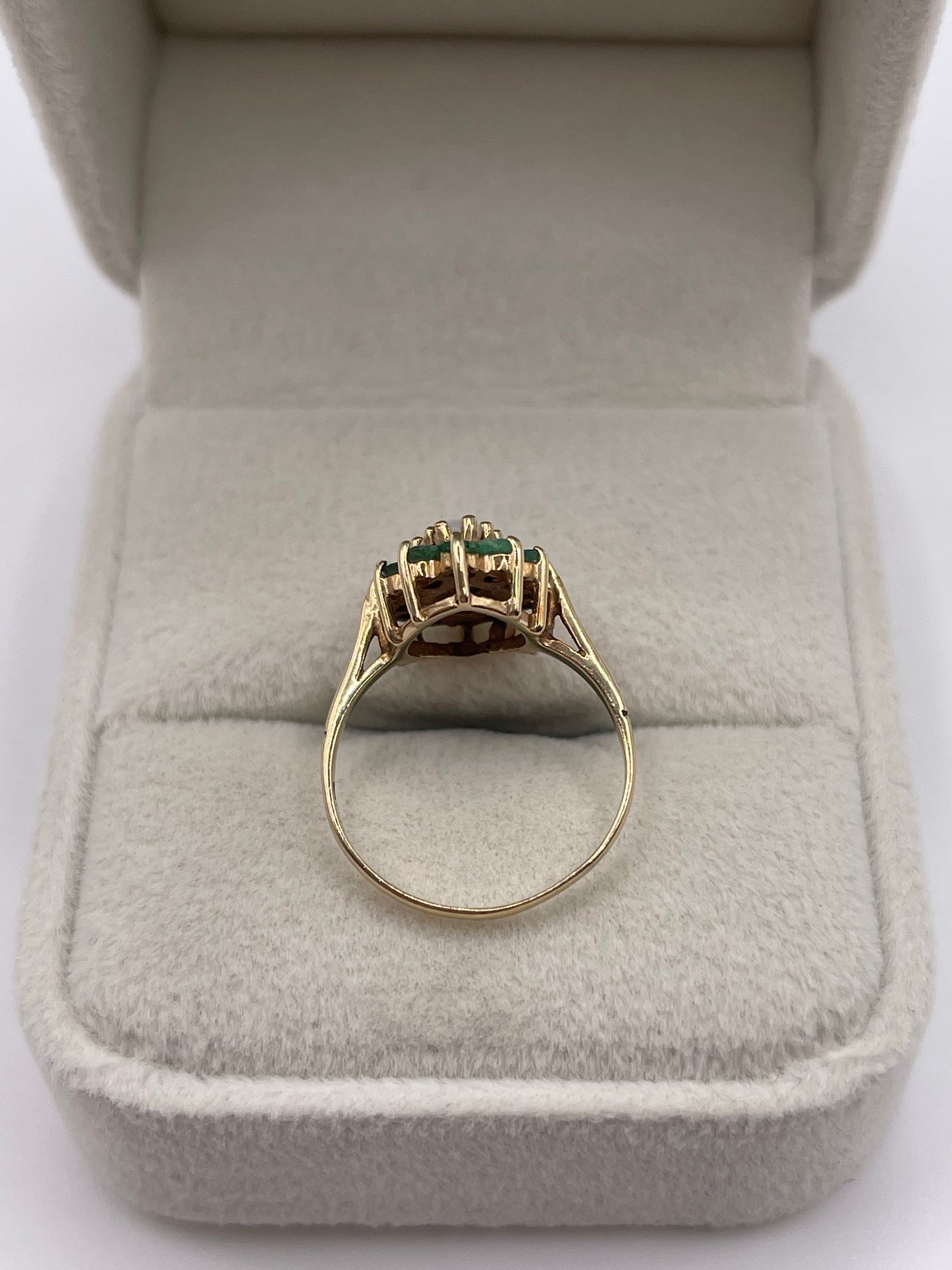 9ct gold opal and emerald ring