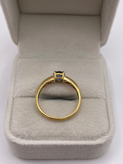 18ct gold aquamarine and diamond ring