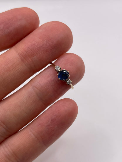 9ct gold sapphire and diamond ring
