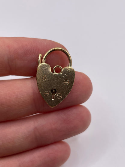 9ct gold padlock 5