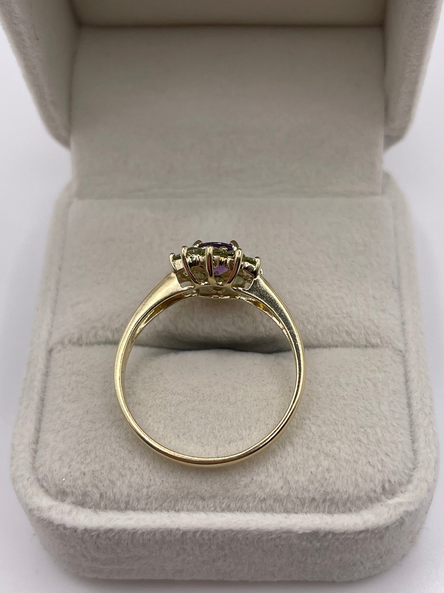 9ct gold amethyst and peridot ring